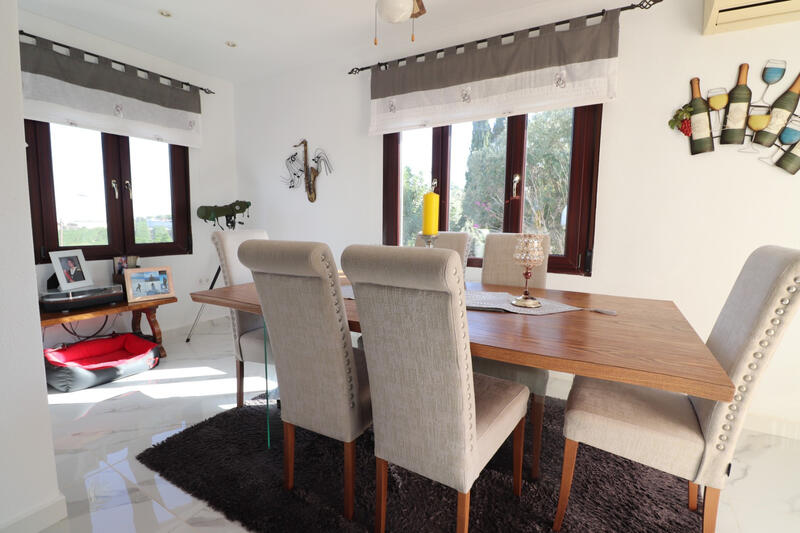 5 Cuarto Villa en venta