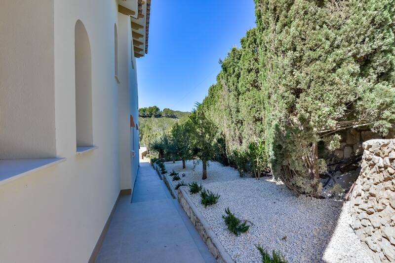 5 bedroom Villa for sale