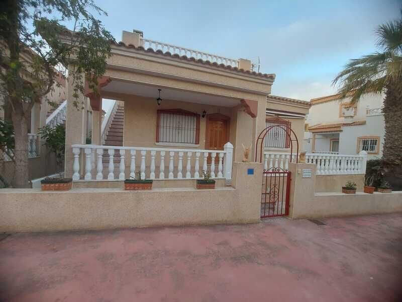 Villa zu verkaufen in Algorfa, Alicante