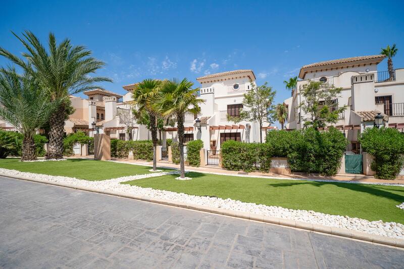 Townhouse for sale in Algorfa, Alicante