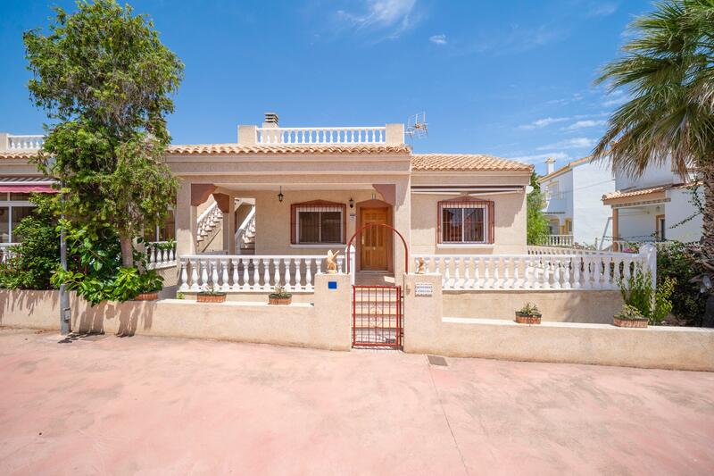 Villa till salu i Algorfa, Alicante