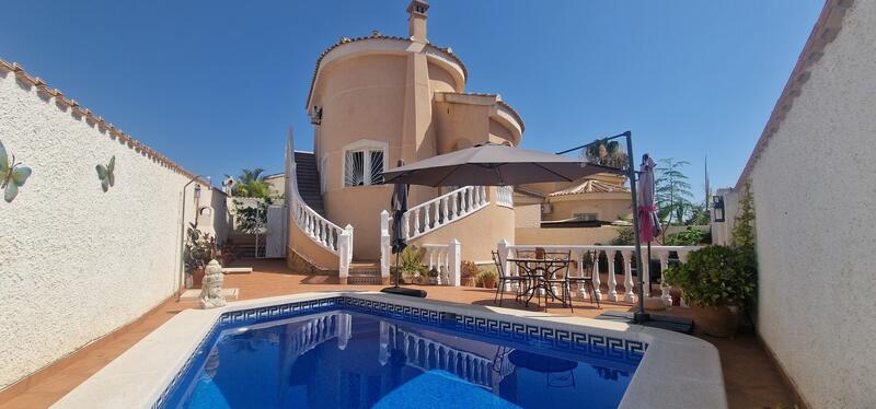 Villa zu verkaufen in Ciudad Quesada, Alicante