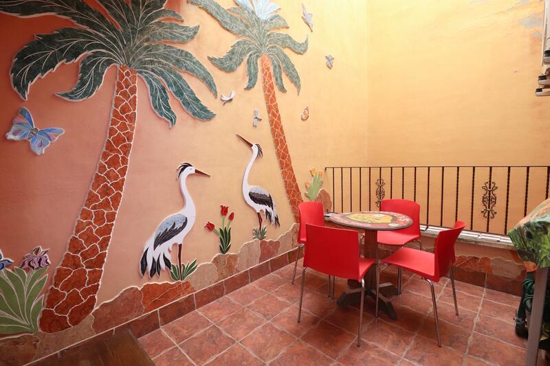 6 bedroom Villa for sale