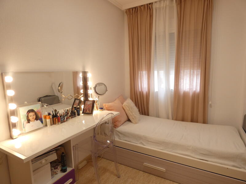 3 bedroom Apartment for sale