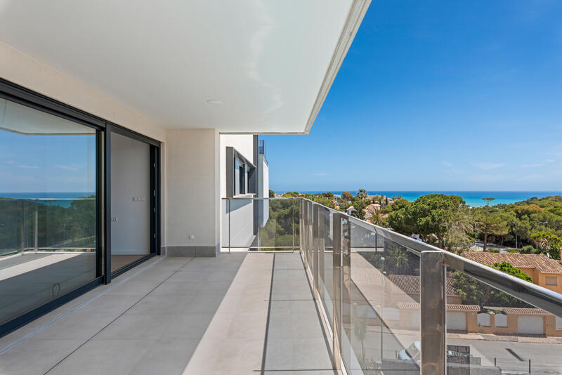 3 bedroom Apartment for sale