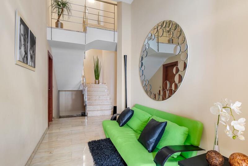 4 slaapkamer Gezinswoning Te koop