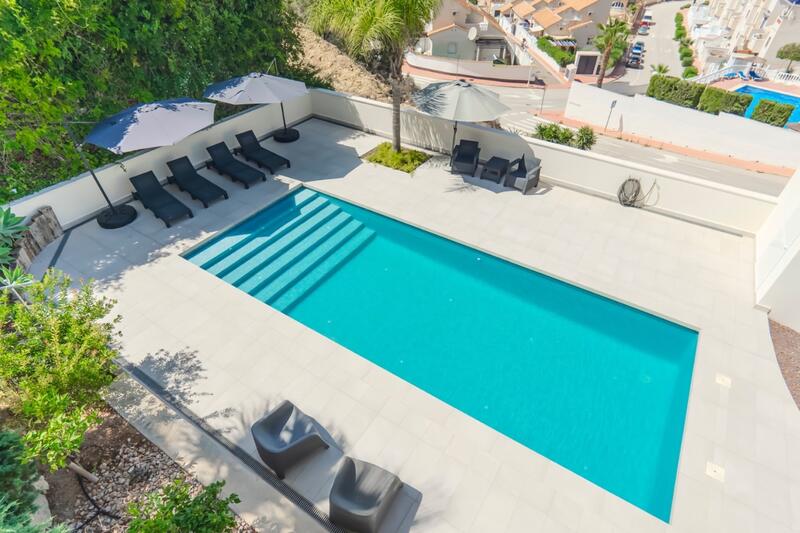 4 Cuarto Villa en venta