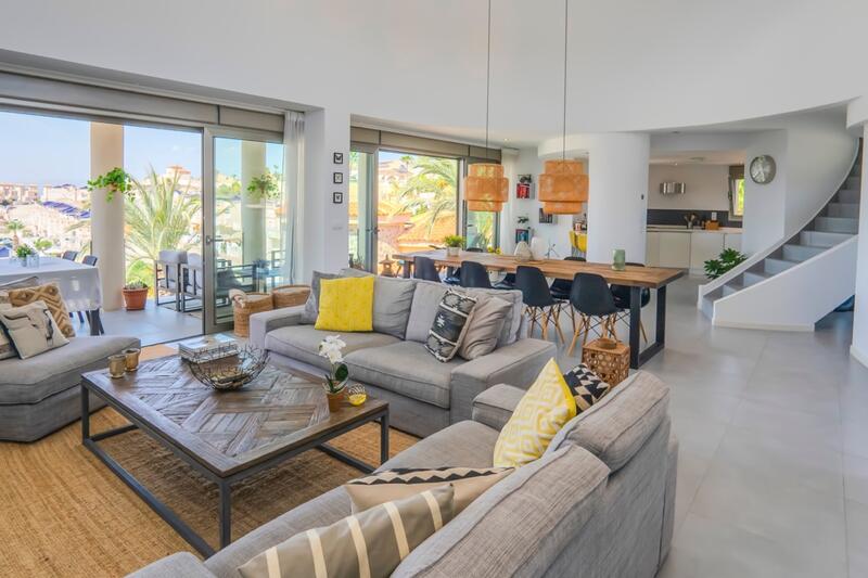 4 Cuarto Villa en venta