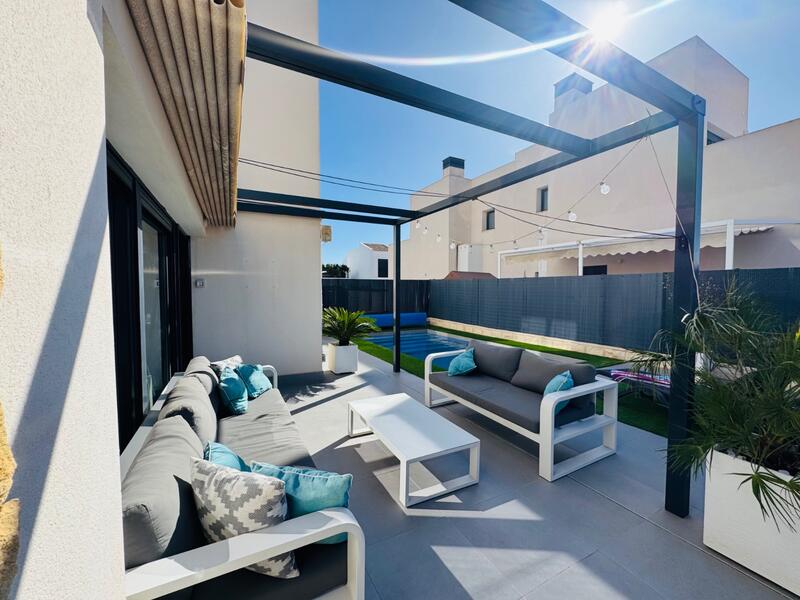 4 Schlafzimmer Villa zu verkaufen