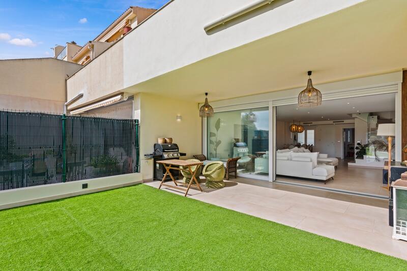3 bedroom Townhouse for sale