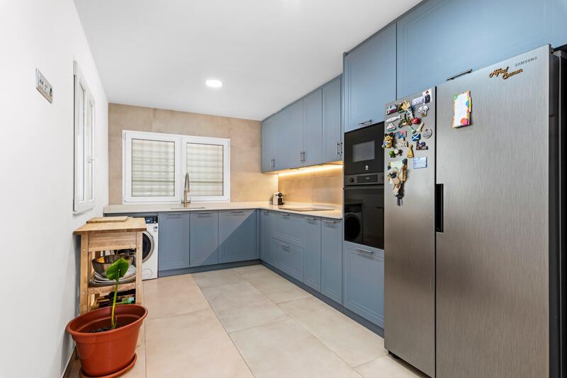 3 bedroom Townhouse for sale