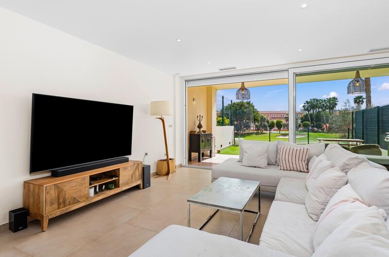 3 bedroom Townhouse for sale