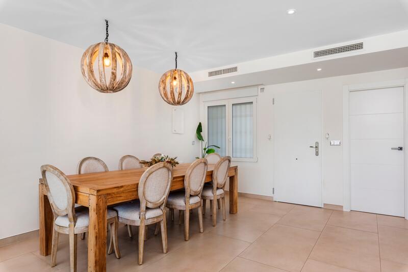 3 bedroom Townhouse for sale