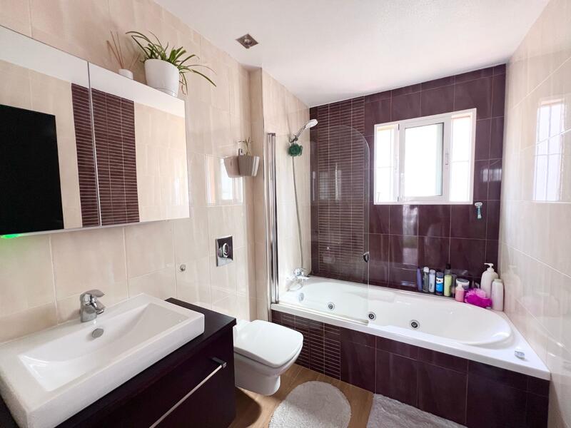 4 chambre Villa à vendre