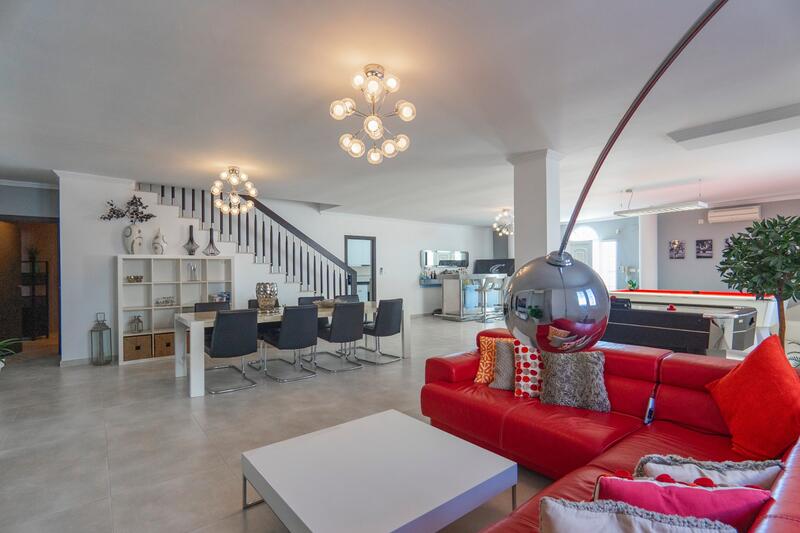 6 sovrum Villa till salu