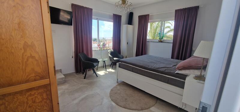 4 bedroom Villa for sale