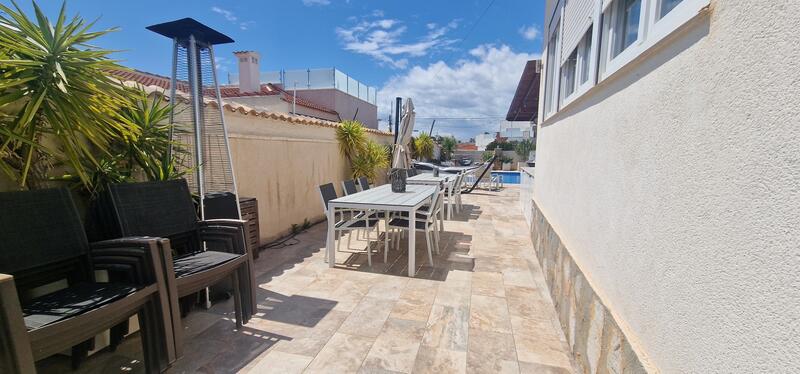 4 bedroom Villa for sale