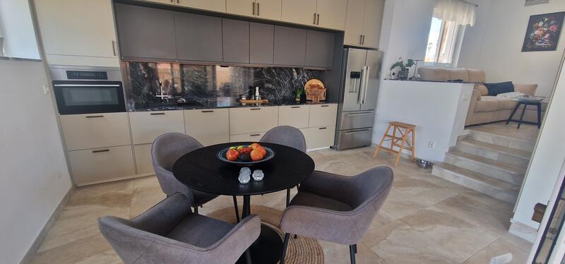 4 bedroom Villa for sale