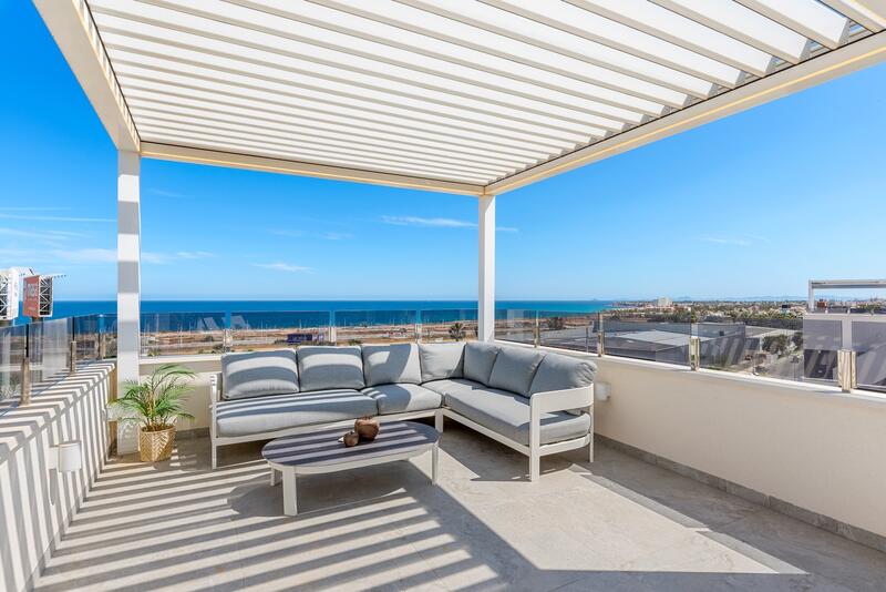 3 bedroom Apartment for sale