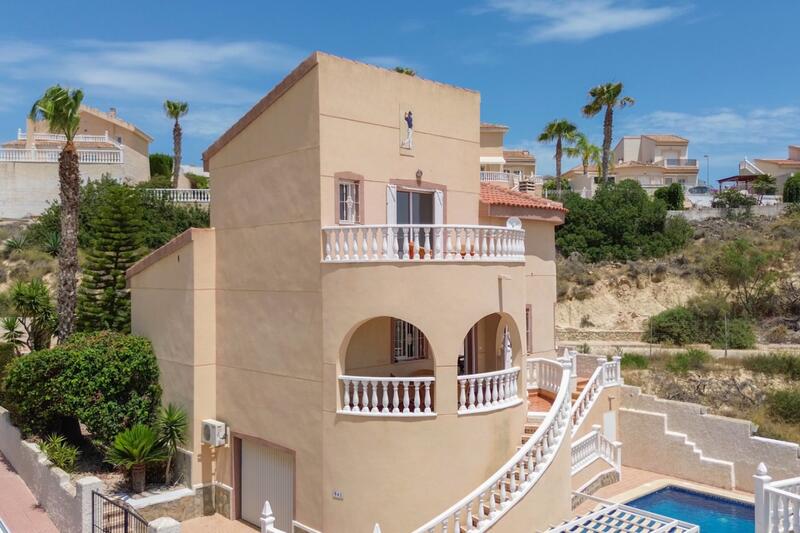 3 bedroom Villa for sale