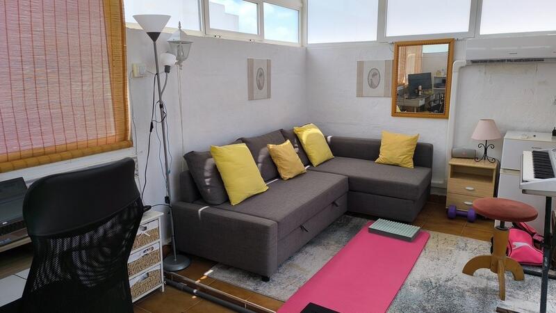 2 bedroom Townhouse for sale
