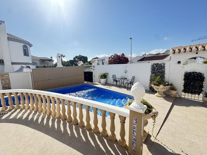 4 bedroom Villa for sale