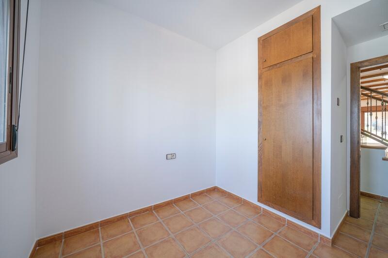 3 Cuarto Adosado en venta
