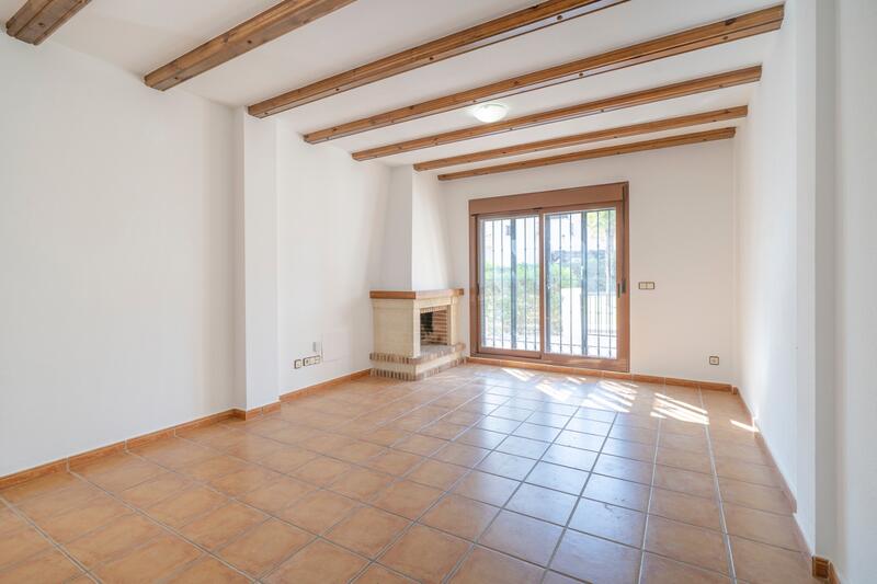 3 bedroom Townhouse for sale