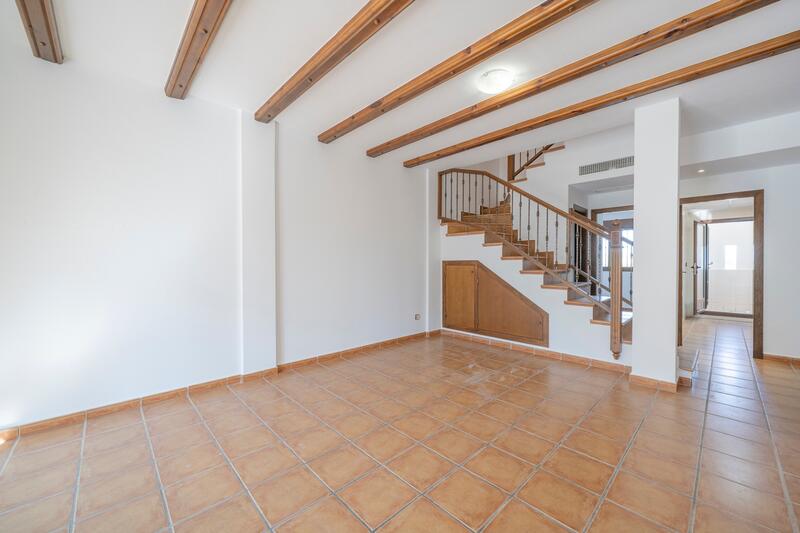 3 bedroom Townhouse for sale