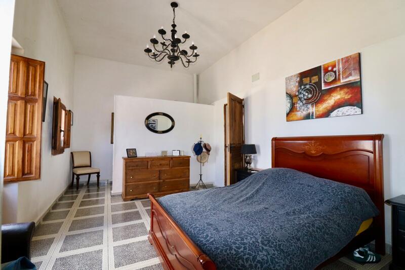 3 Schlafzimmer Landhaus zu verkaufen
