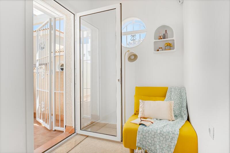 2 Schlafzimmer Stadthaus zu verkaufen