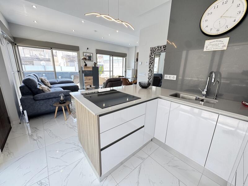 4 slaapkamer Villa Te koop