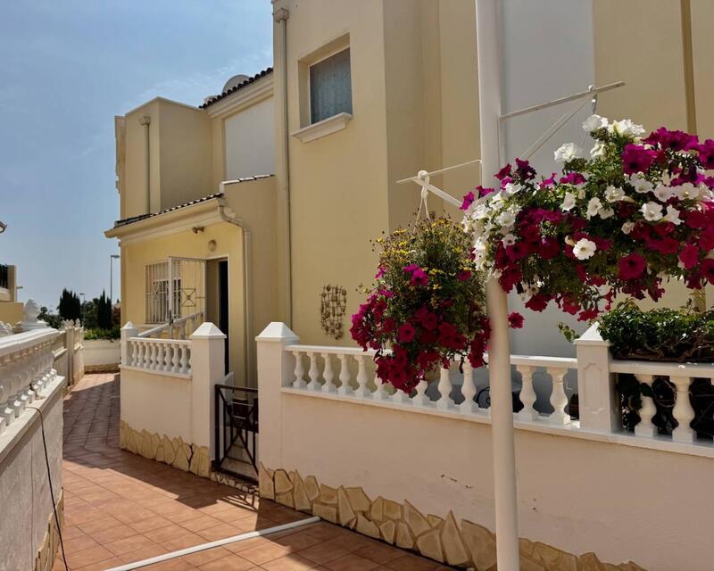 3 Cuarto Villa en venta
