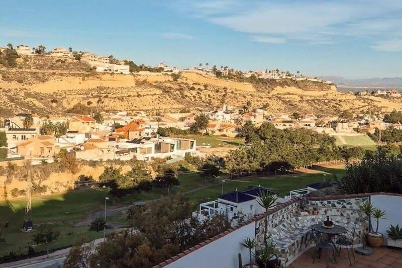 5 bedroom Villa for sale