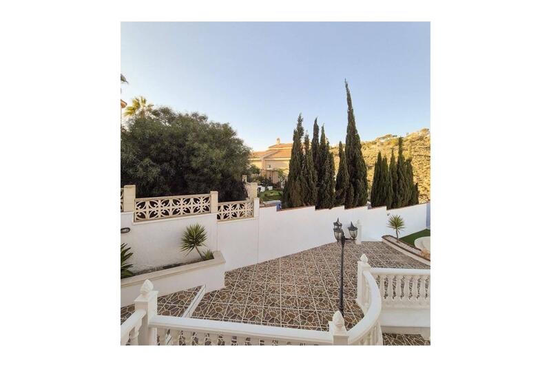 5 bedroom Villa for sale