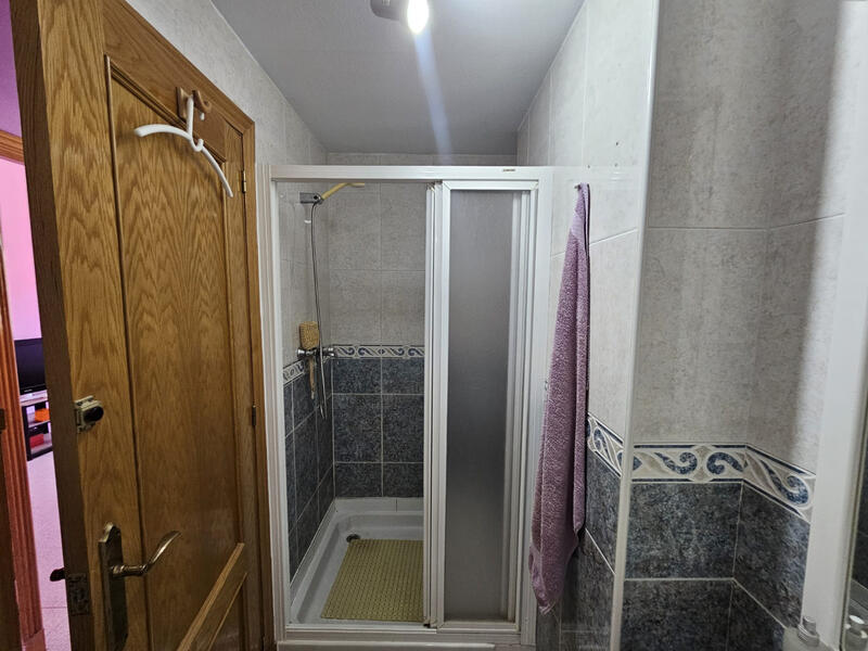 4 Schlafzimmer Stadthaus zu verkaufen