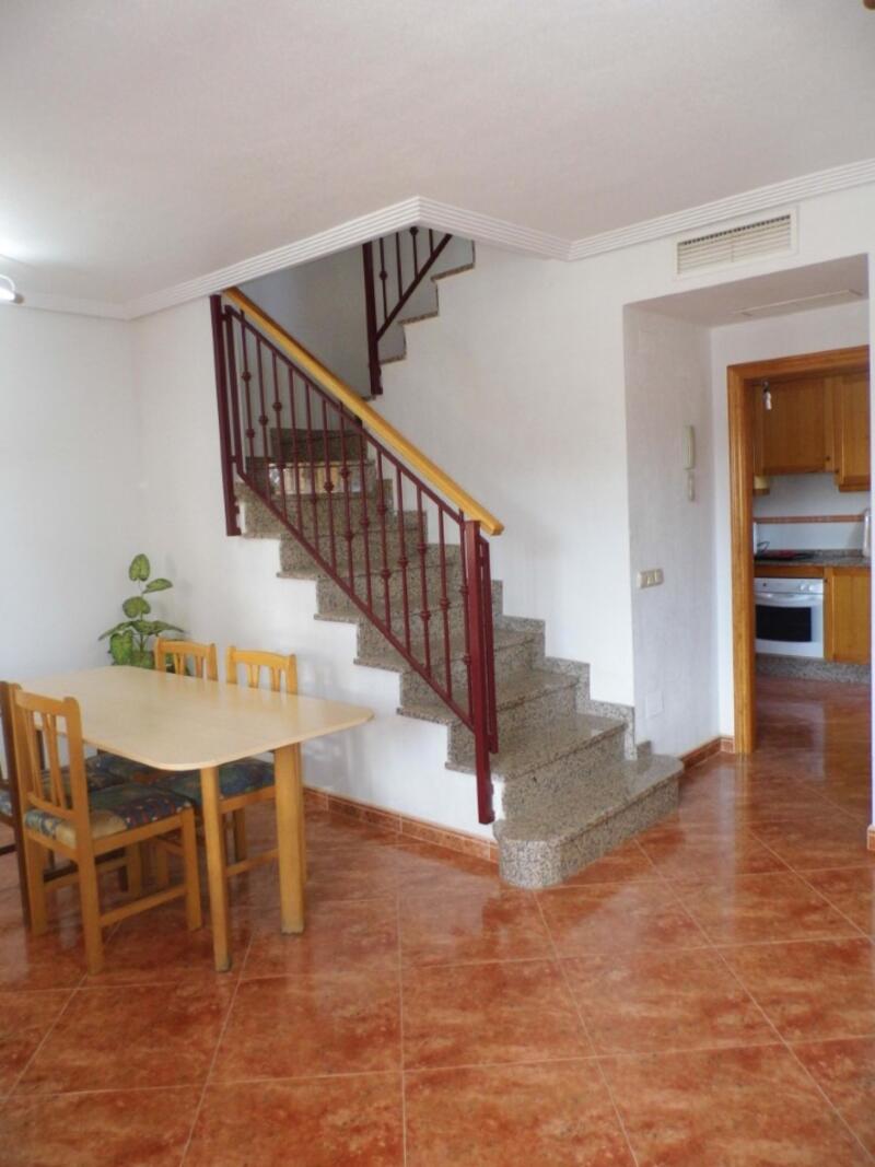 3 slaapkamer Gezinswoning Te koop
