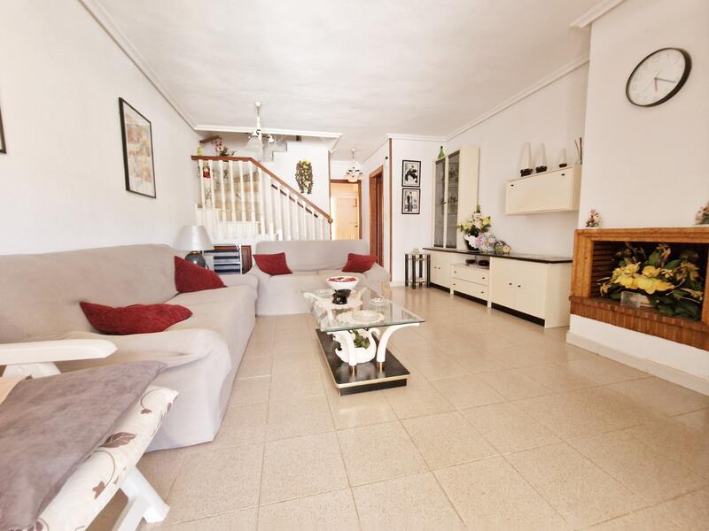 2 Schlafzimmer Stadthaus zu verkaufen