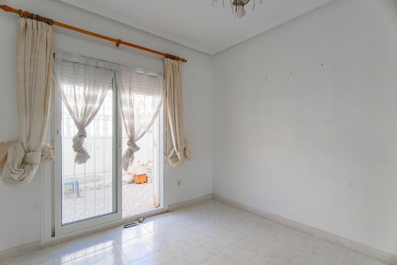 3 Schlafzimmer Stadthaus zu verkaufen