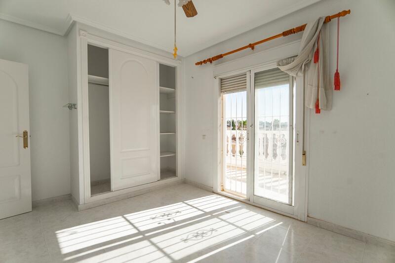 3 Schlafzimmer Stadthaus zu verkaufen