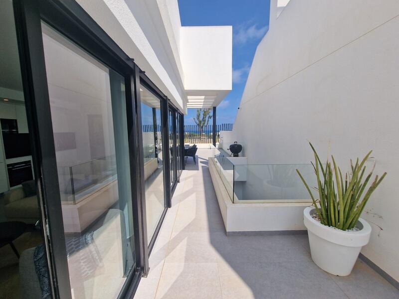 4 Cuarto Villa en venta