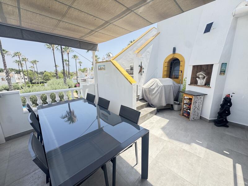 4 bedroom Villa for sale