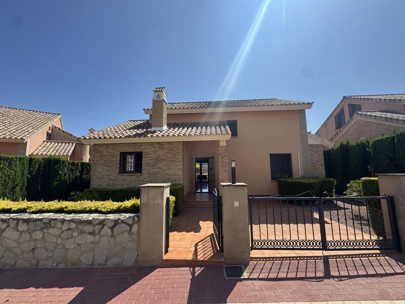 3 slaapkamer Villa Te koop