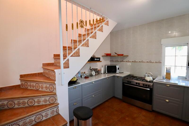5 Schlafzimmer Landhaus zu verkaufen