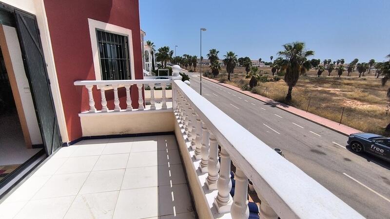 3 Cuarto Adosado en venta