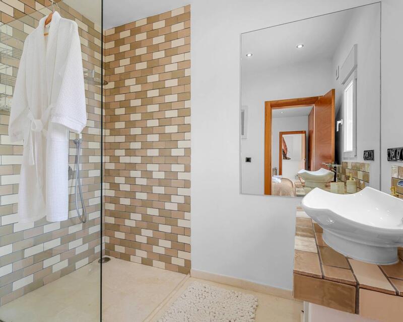 7 Schlafzimmer Villa zu verkaufen