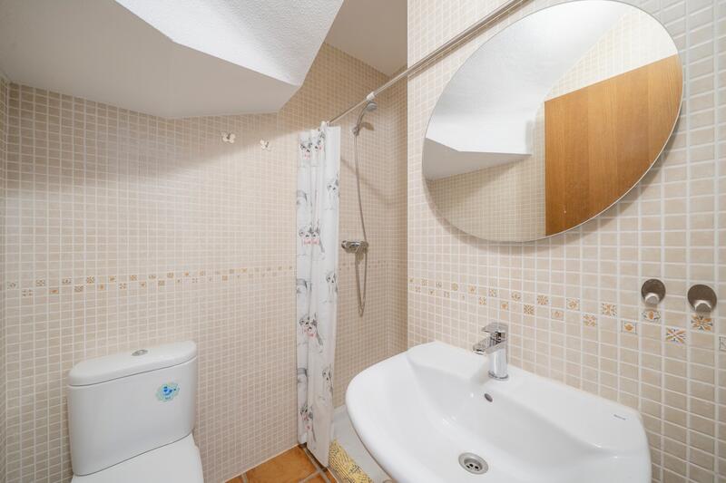 3 slaapkamer Gezinswoning Te koop