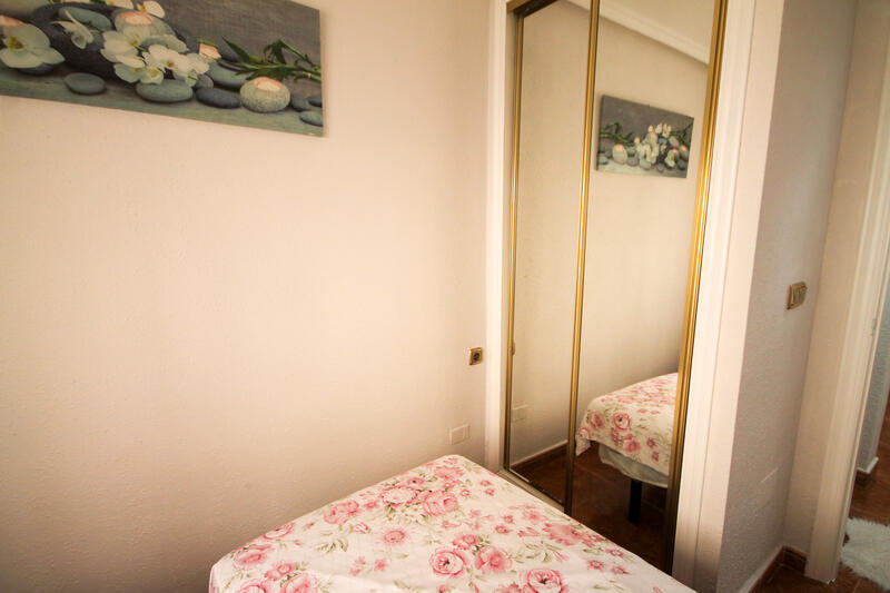 2 slaapkamer Gezinswoning Te koop