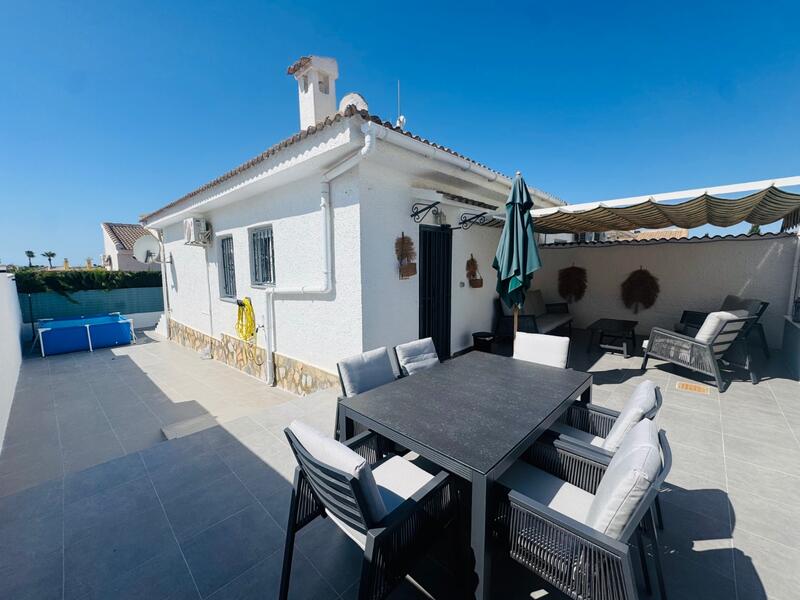Villa for sale in Ciudad Quesada, Alicante