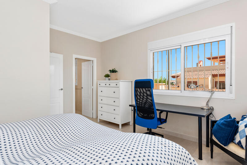 4 Schlafzimmer Villa zu verkaufen